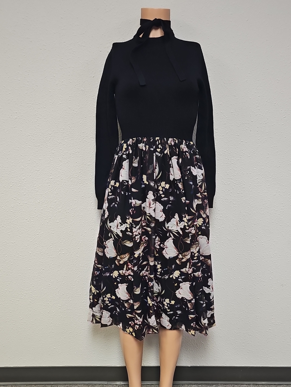Black Long-Sleeve Tie-Neck Midi Dress with Floral Skirt